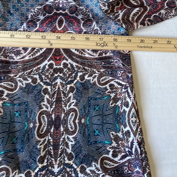 Amy Matto New York Rowan Shift Paisley High Neck Mini Dress - Picture 10 of 12